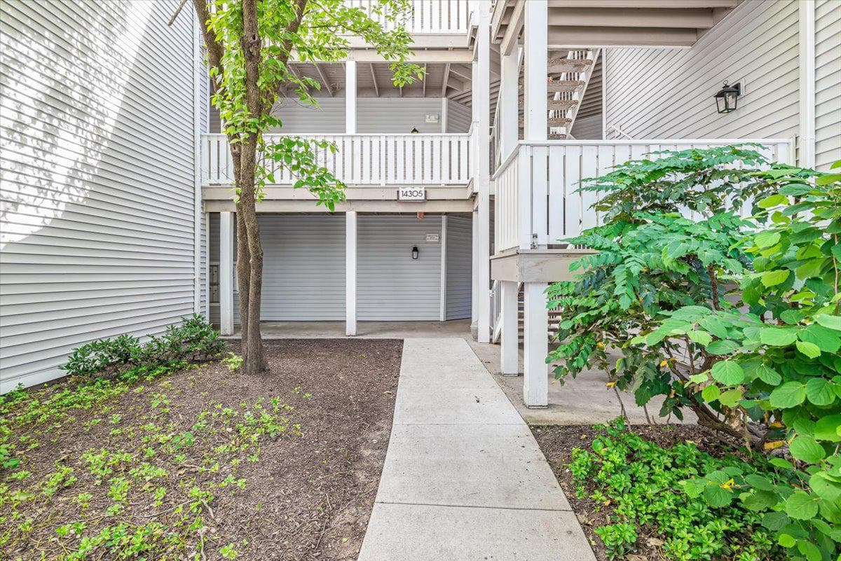 14305 Climbing Rose Way #202, Centreville