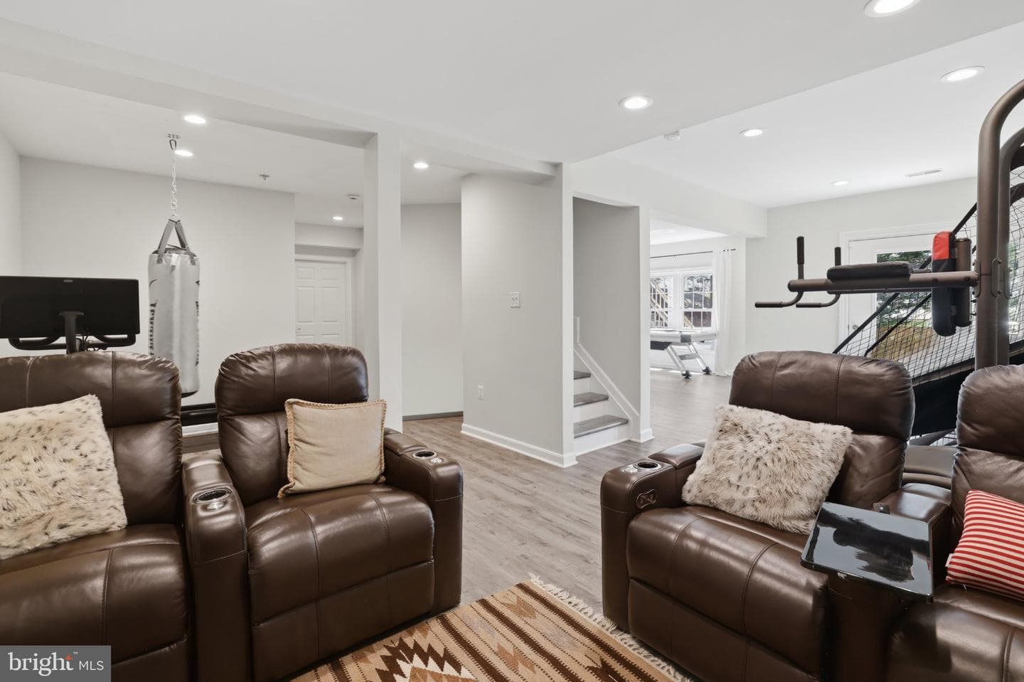 6732 Churchill Road photo 48