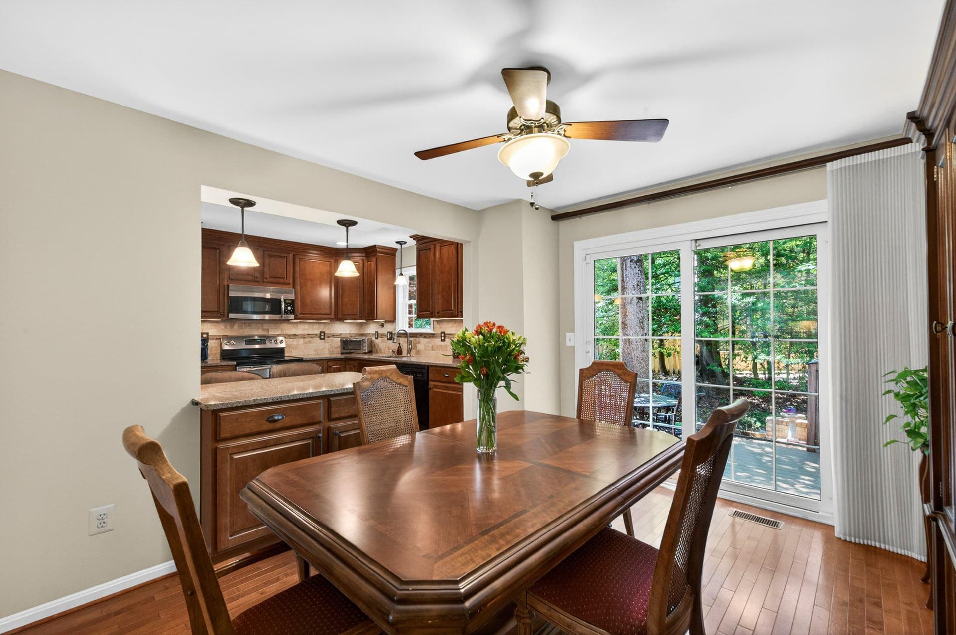 11737 Dry River Court photo 10