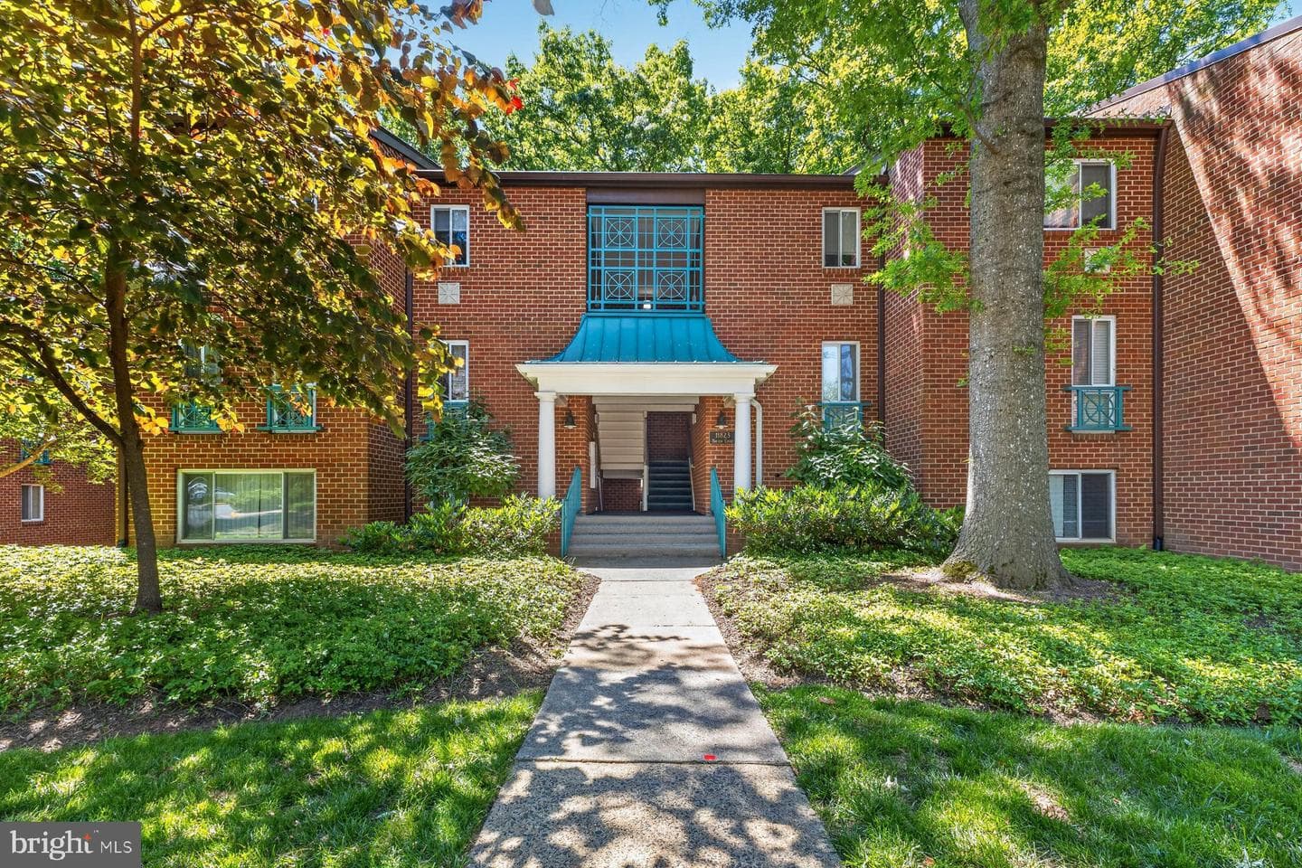 11823 Breton Court #1a