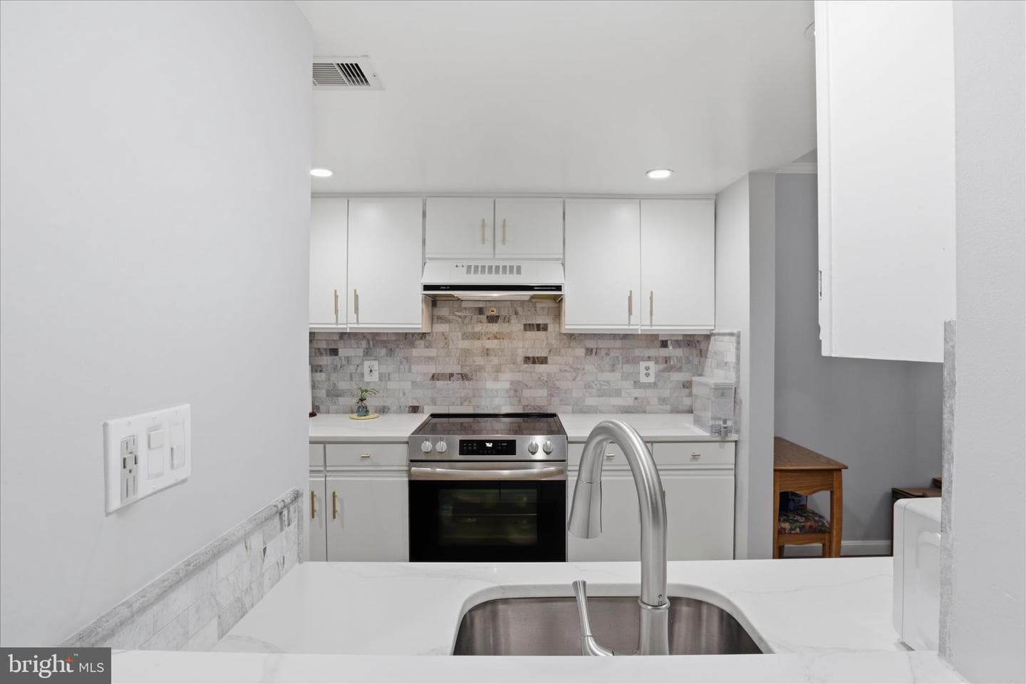 12918 Grays Pointe Road photo 11