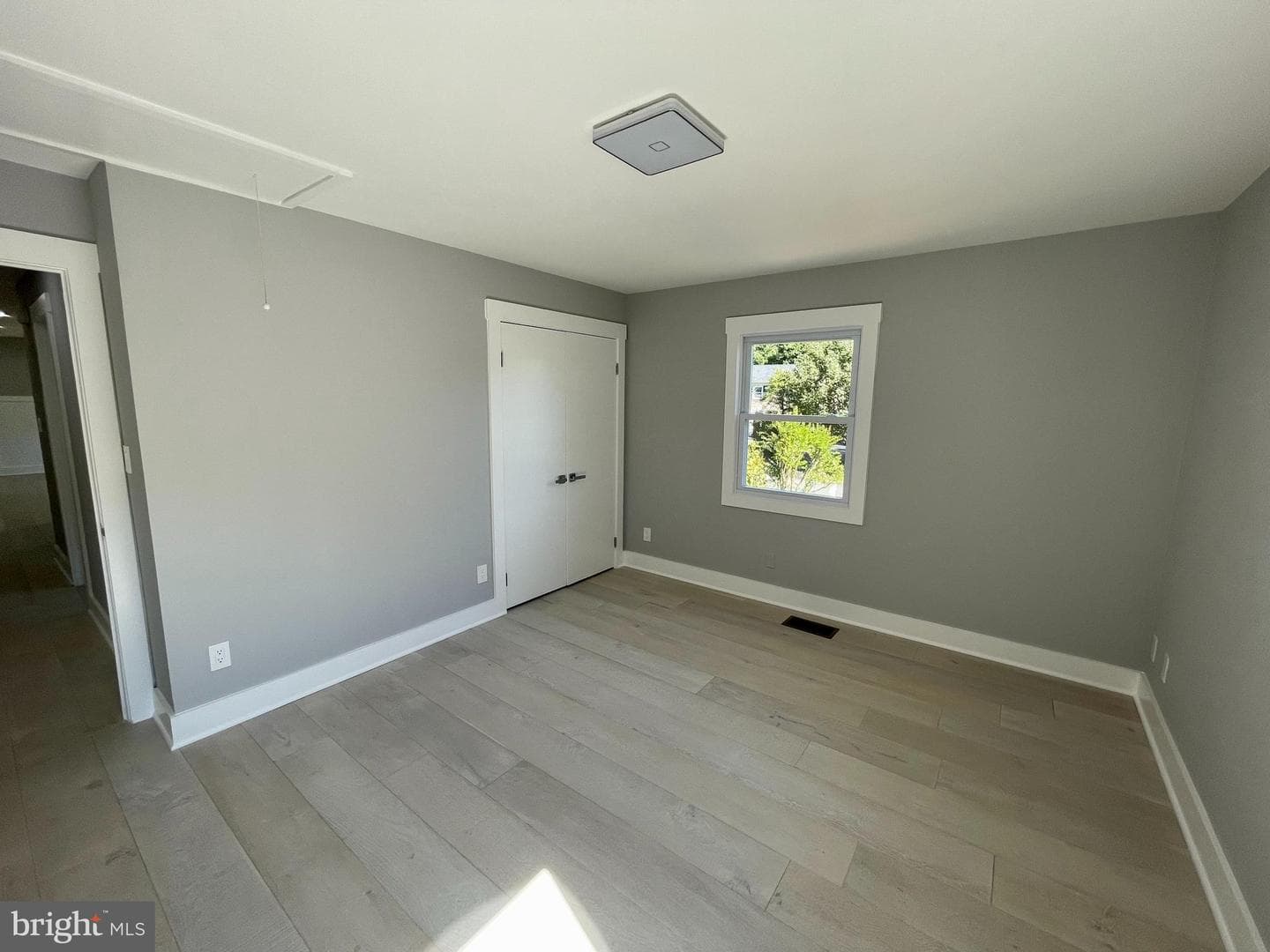8638 Vernon Avenue photo 24