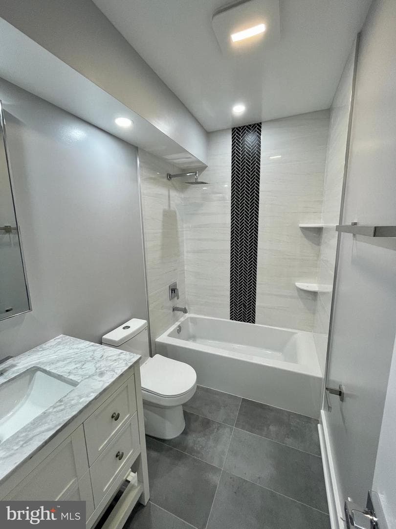 8638 Vernon Avenue photo 25