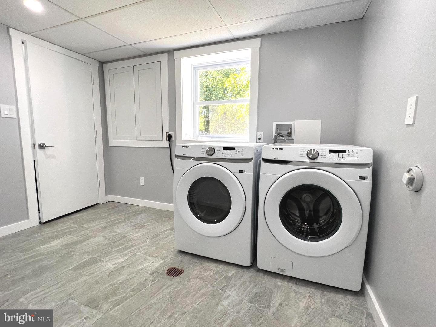 8638 Vernon Avenue photo 37