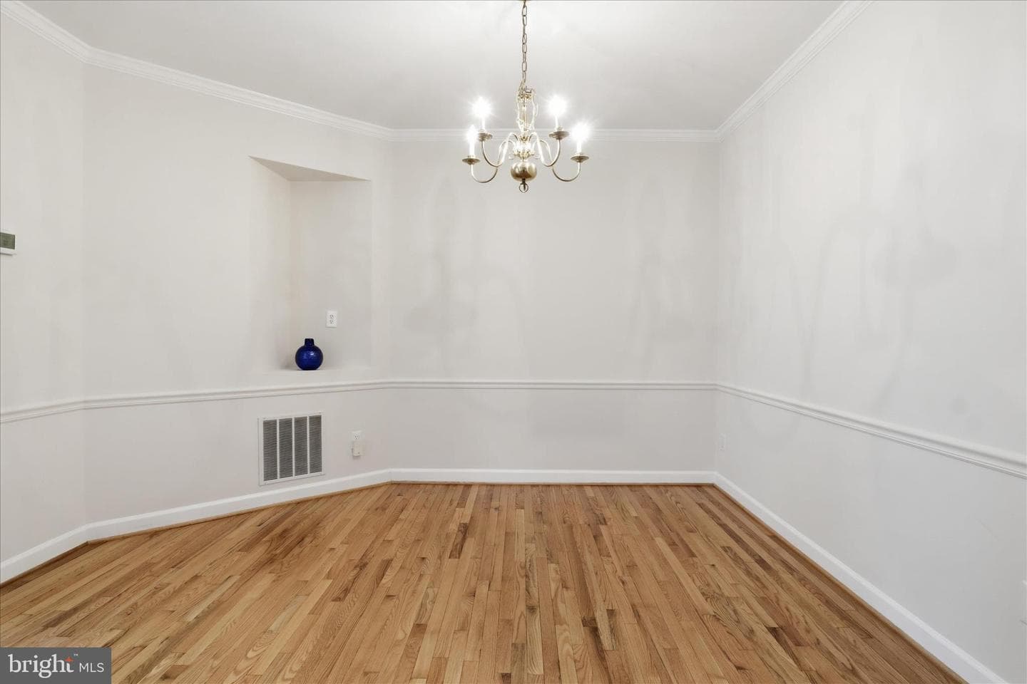 9902 Michael Schar Court photo 6