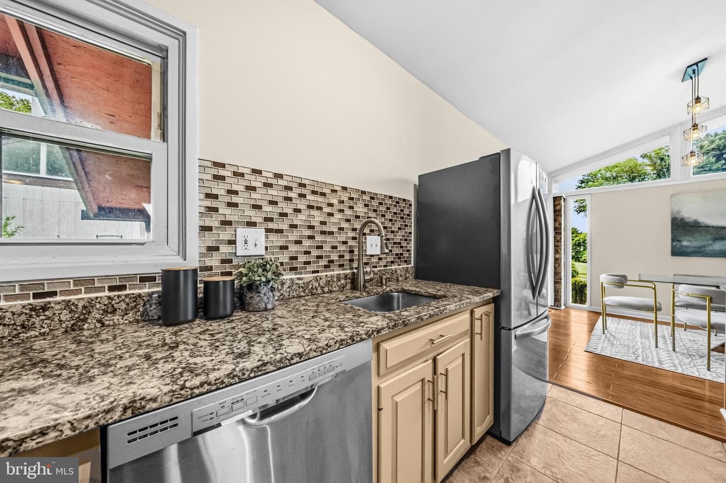 7802 Appledore Court photo 25