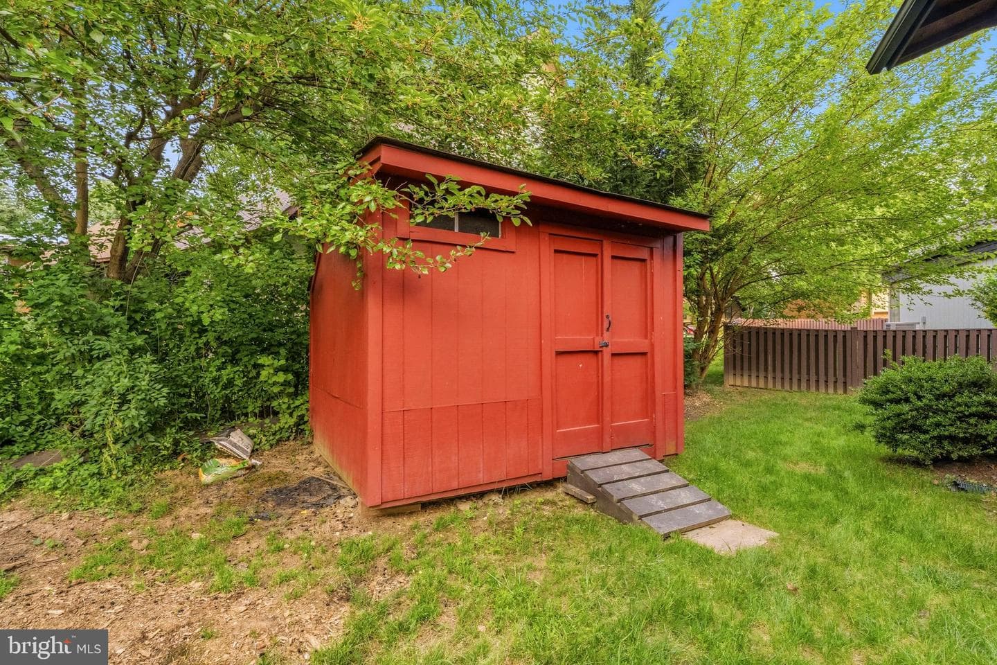7802 Appledore Court photo 71