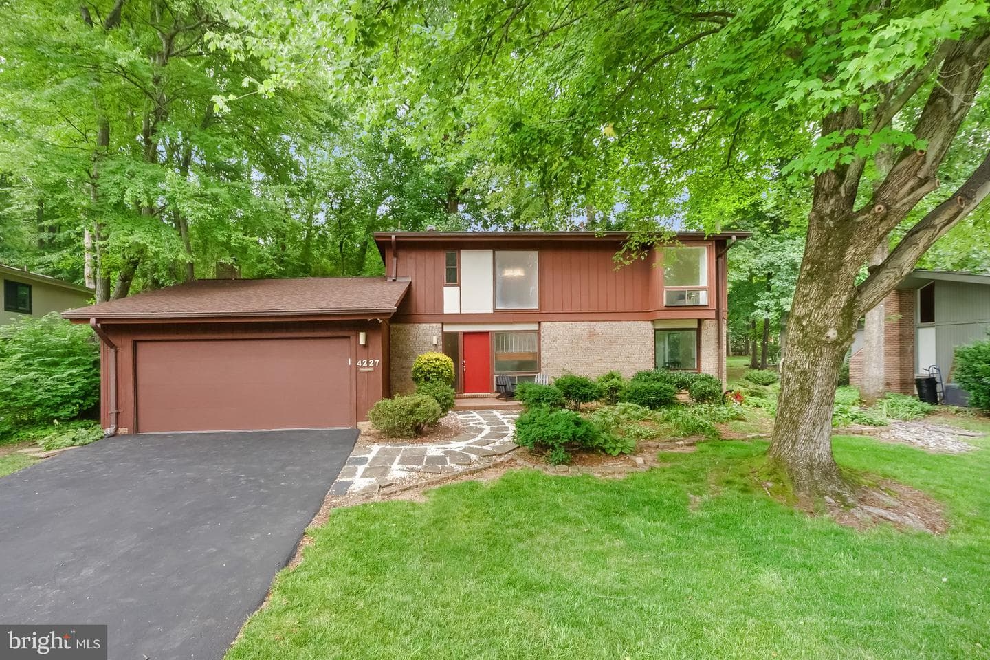 4227 Elizabeth Lane, Annandale