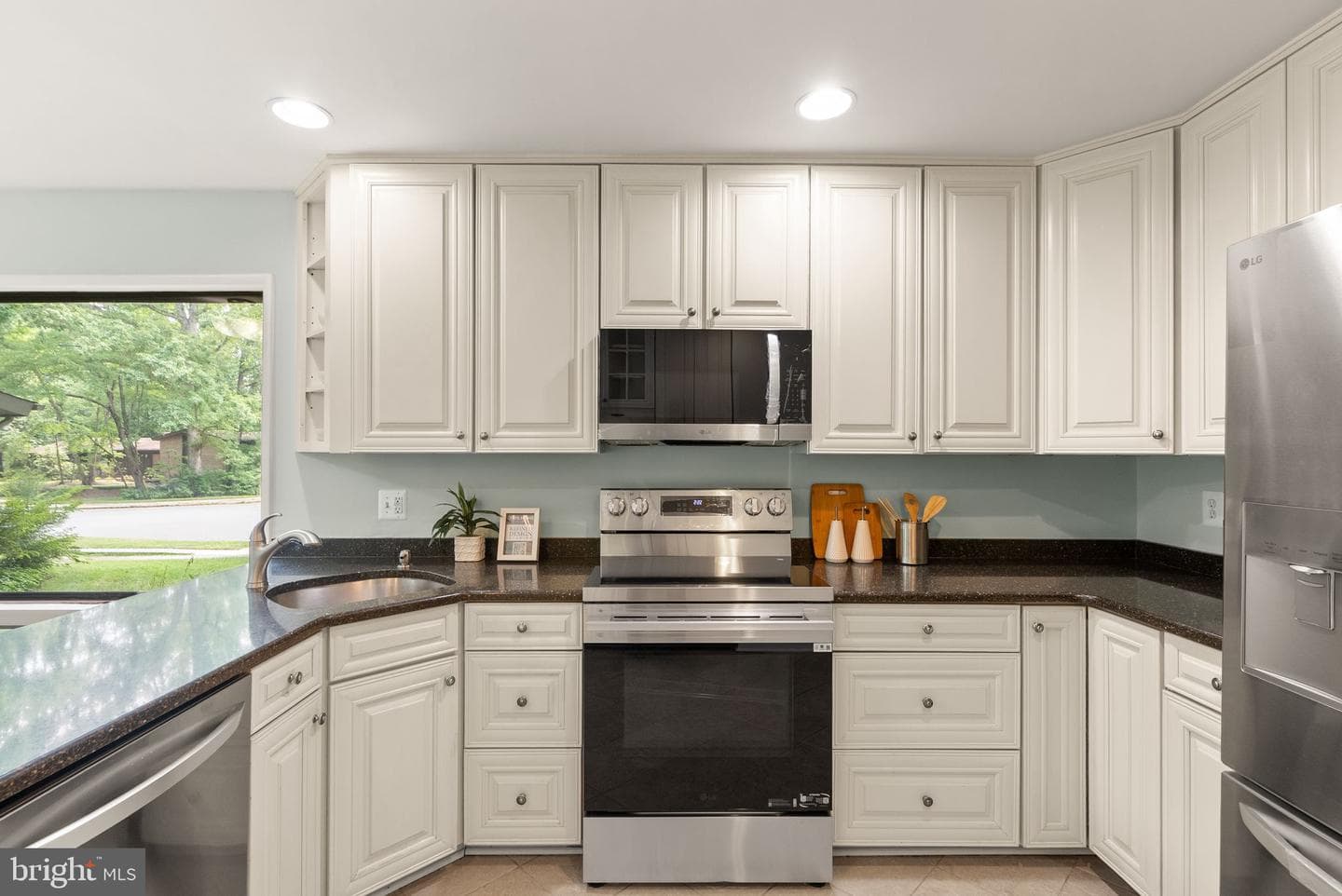4227 Elizabeth Lane photo 21