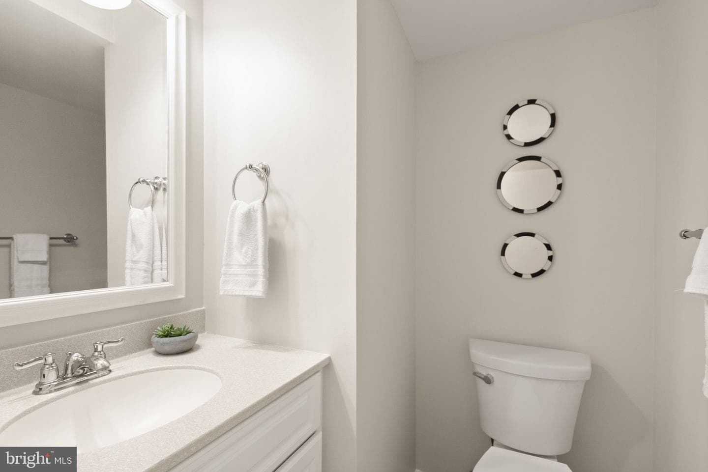 4227 Elizabeth Lane photo 36