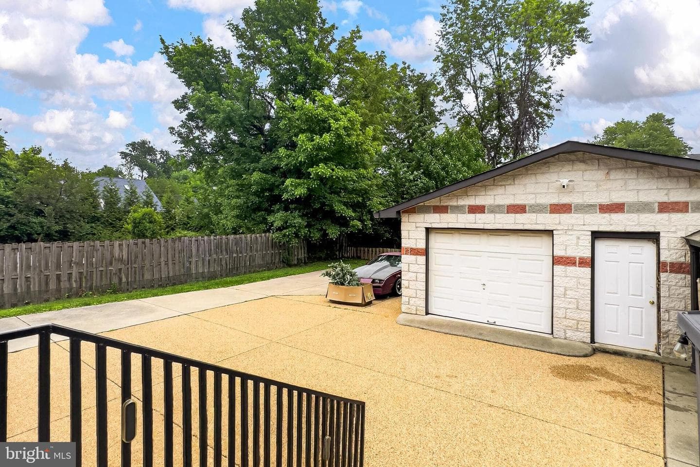 7705 Magarity Road photo 55