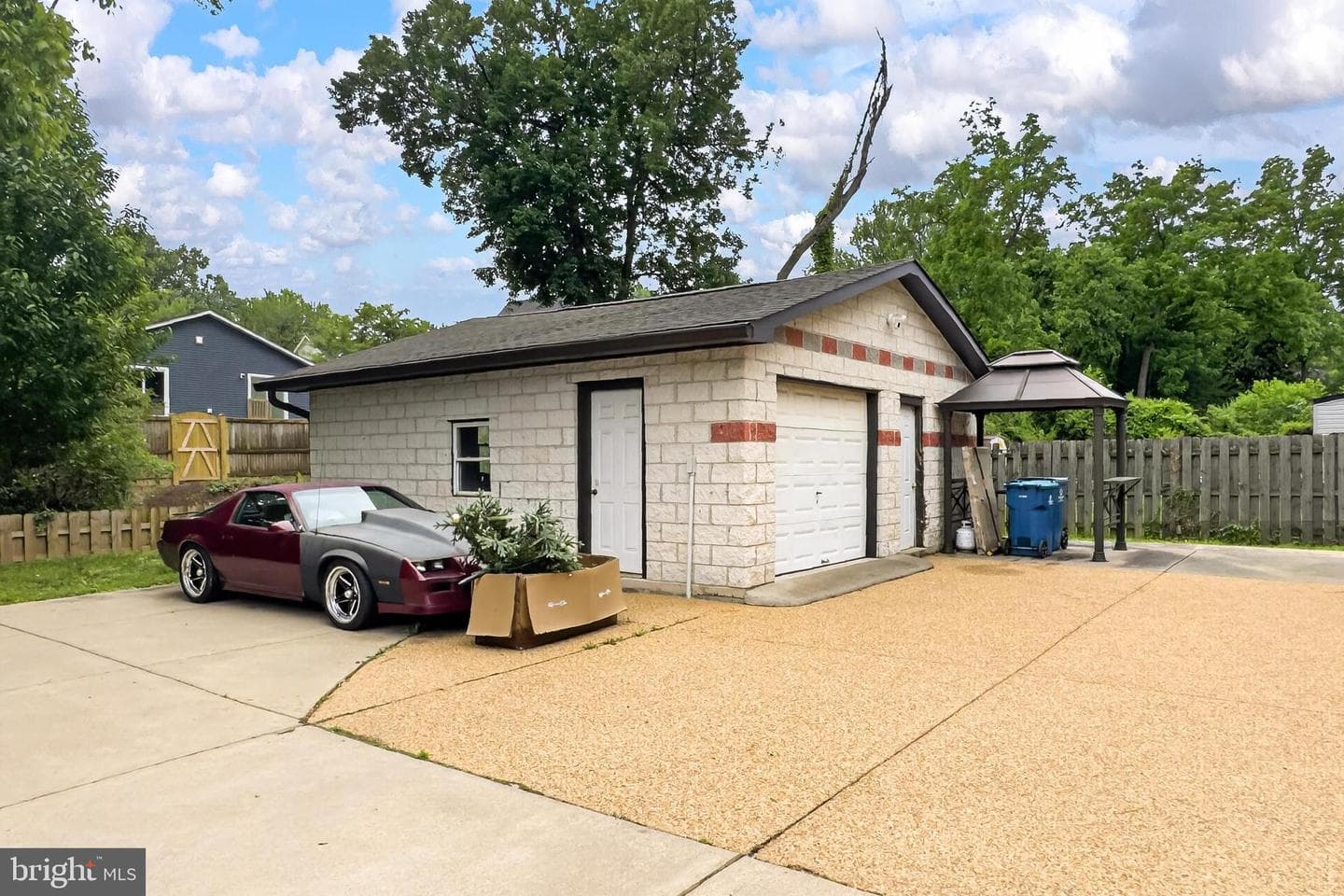7705 Magarity Road photo 61