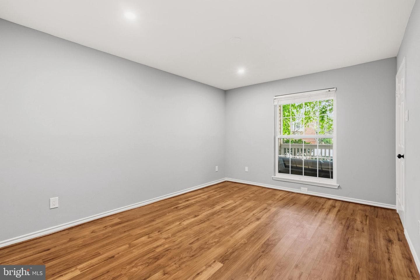 1521 Lincoln Way #104a photo 9