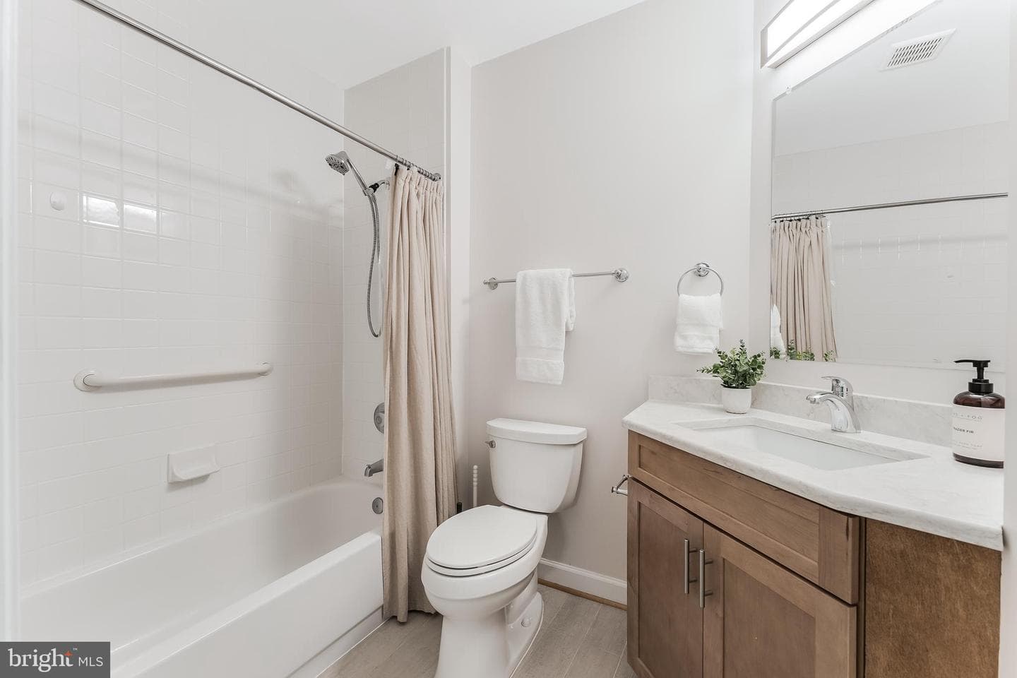 12915 Alton Square #306 photo 20