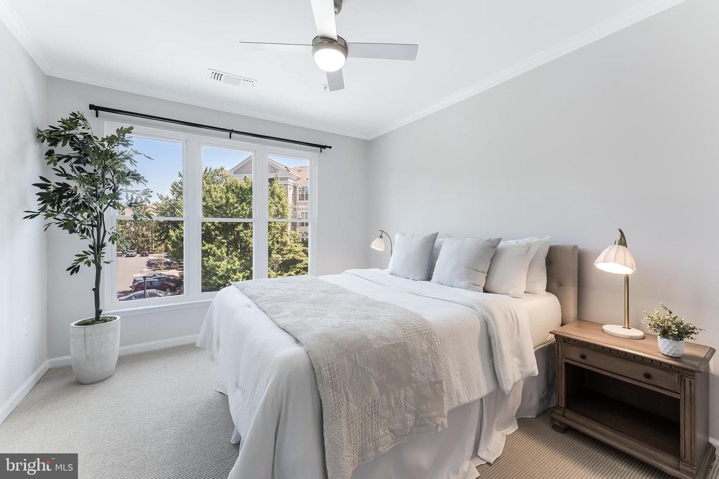 12915 Alton Square #306 photo 21