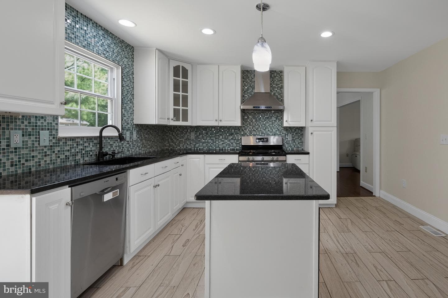 15218 Sovereign Place photo 19