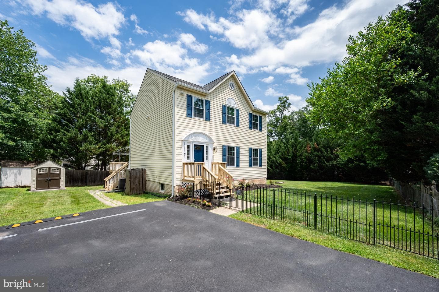 15218 Sovereign Place photo 6