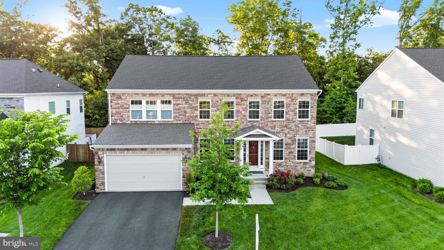 8934 Hubbard Way, Lorton