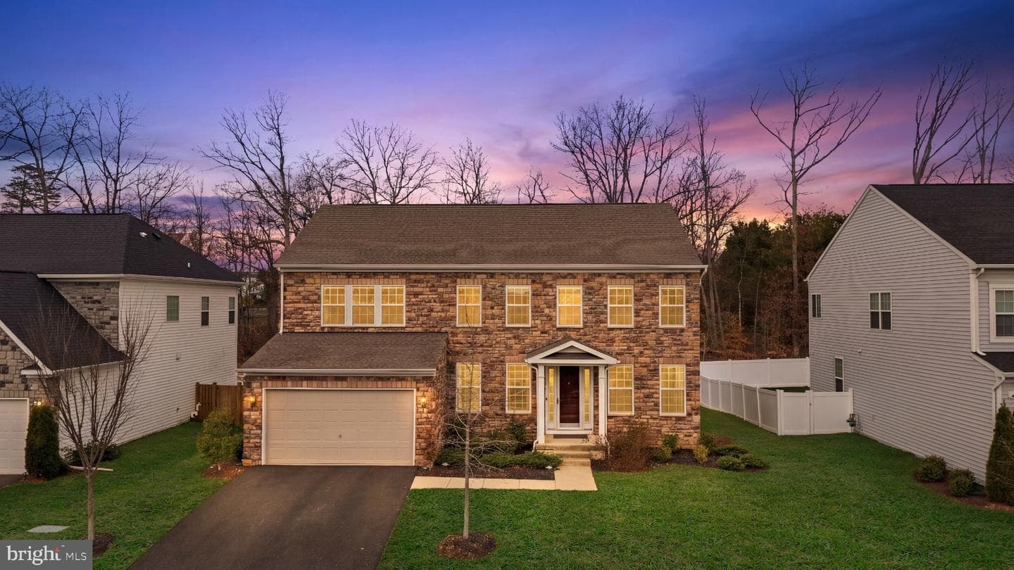8934 Hubbard Way, Lorton