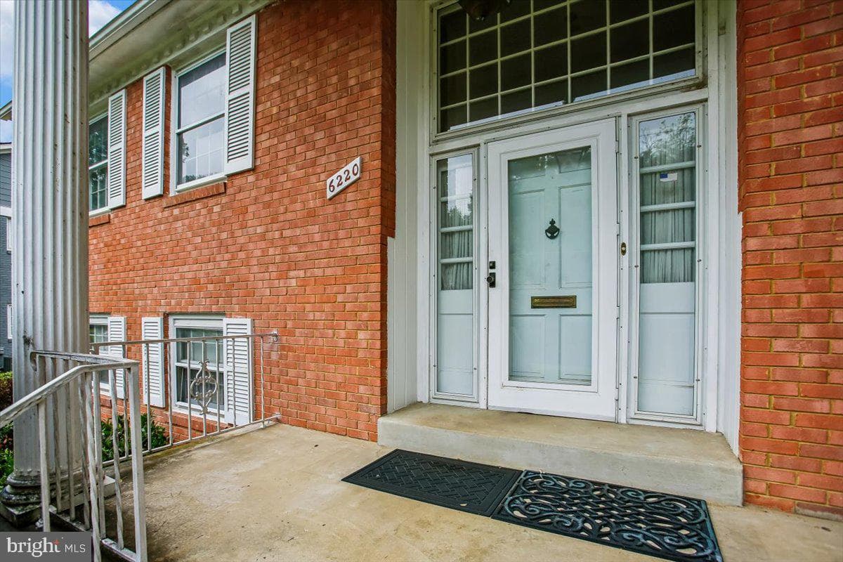 6220 Hardy Drive photo 27