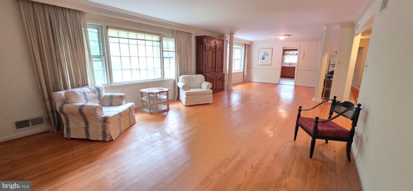 6220 Hardy Drive photo 3