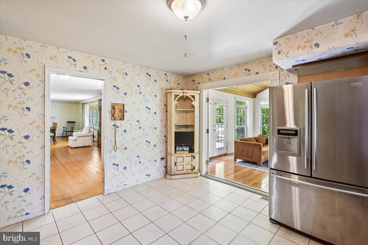 6220 Hardy Drive photo 8