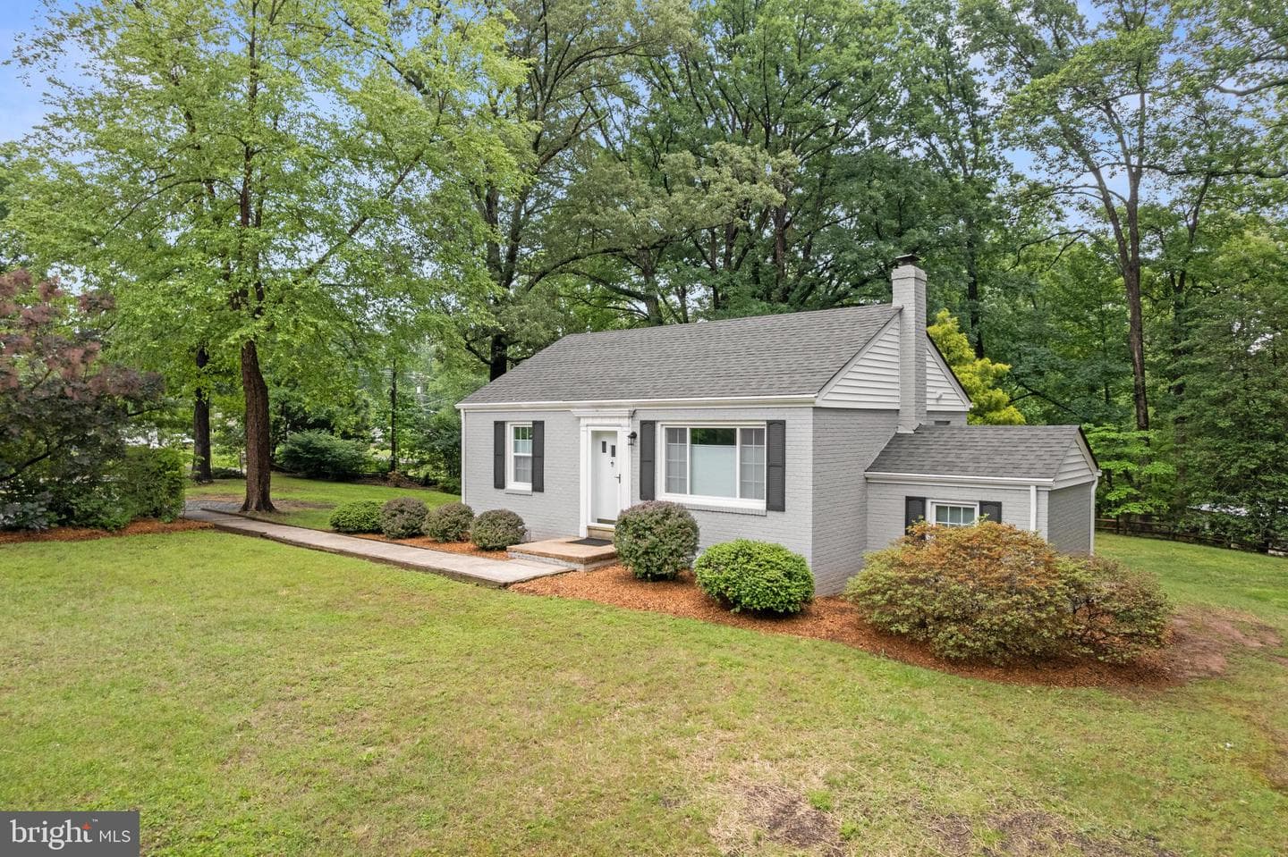 12131 Waples Mill Road, Oakton