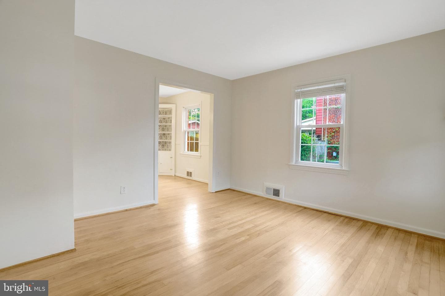 5926 Edgehill Court photo 6