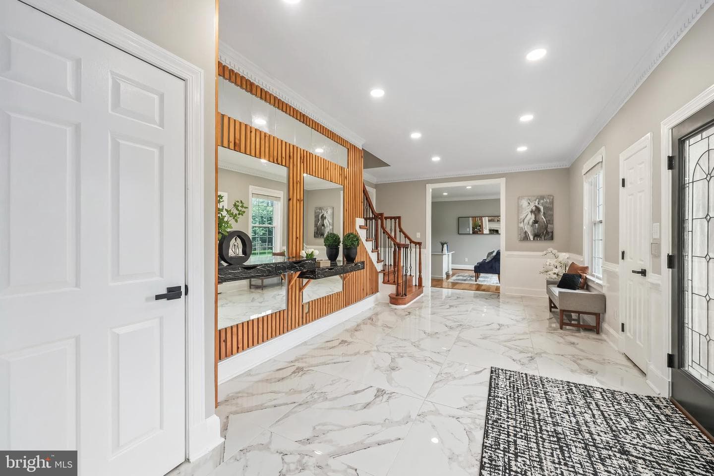 517 Seneca Road photo 13