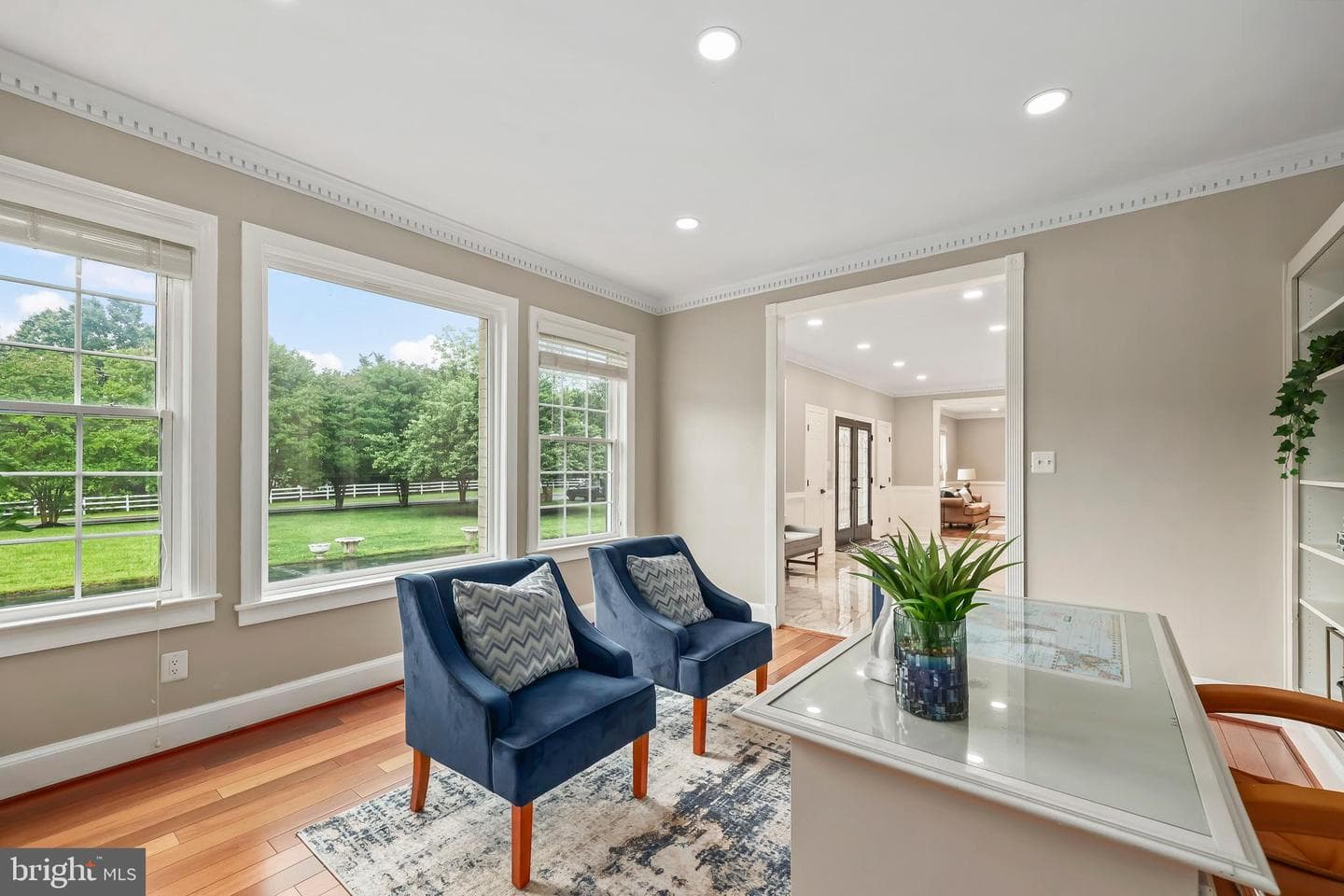517 Seneca Road photo 31