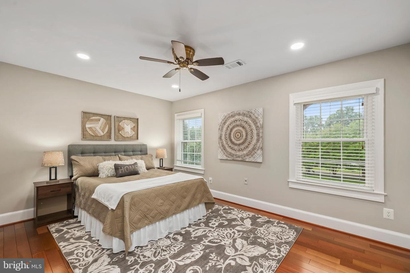 517 Seneca Road photo 38