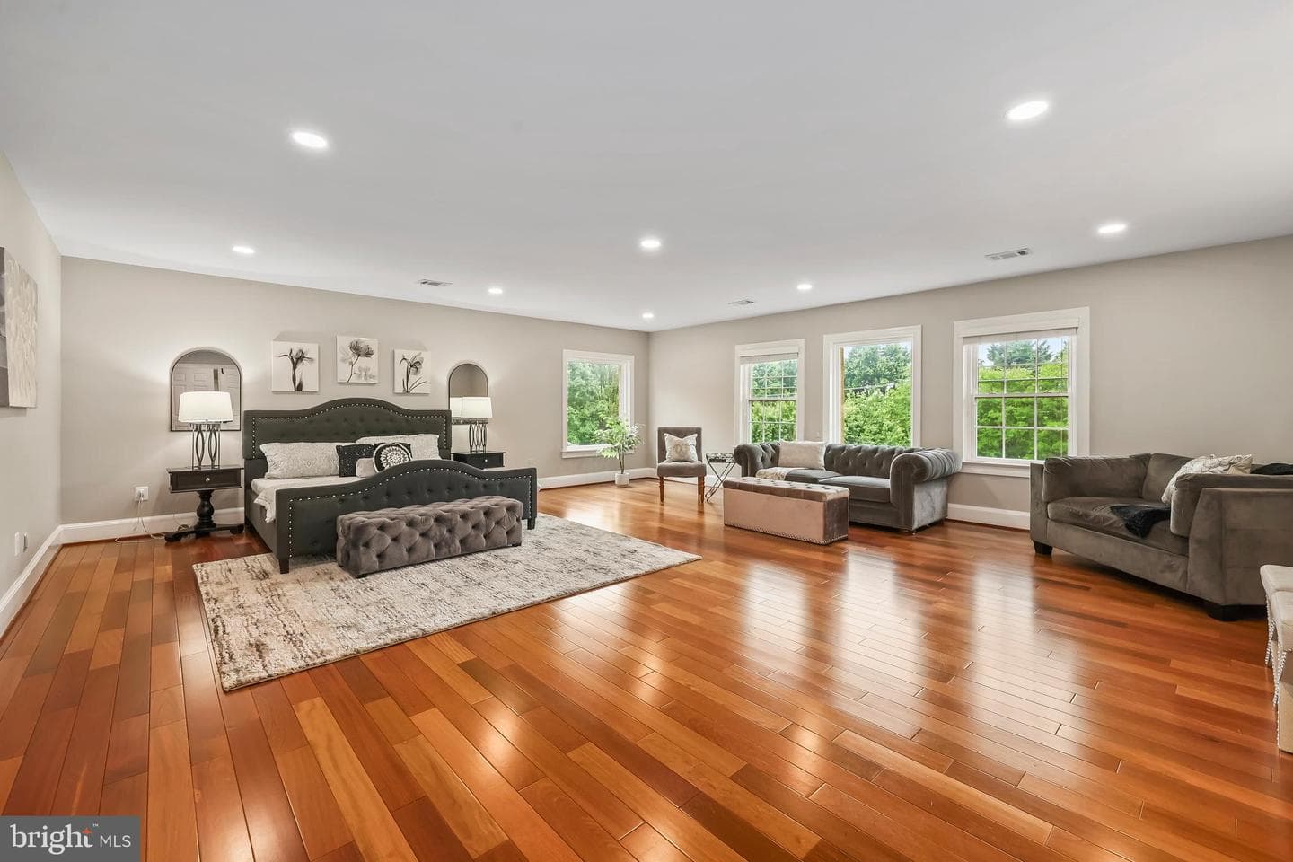 517 Seneca Road photo 41