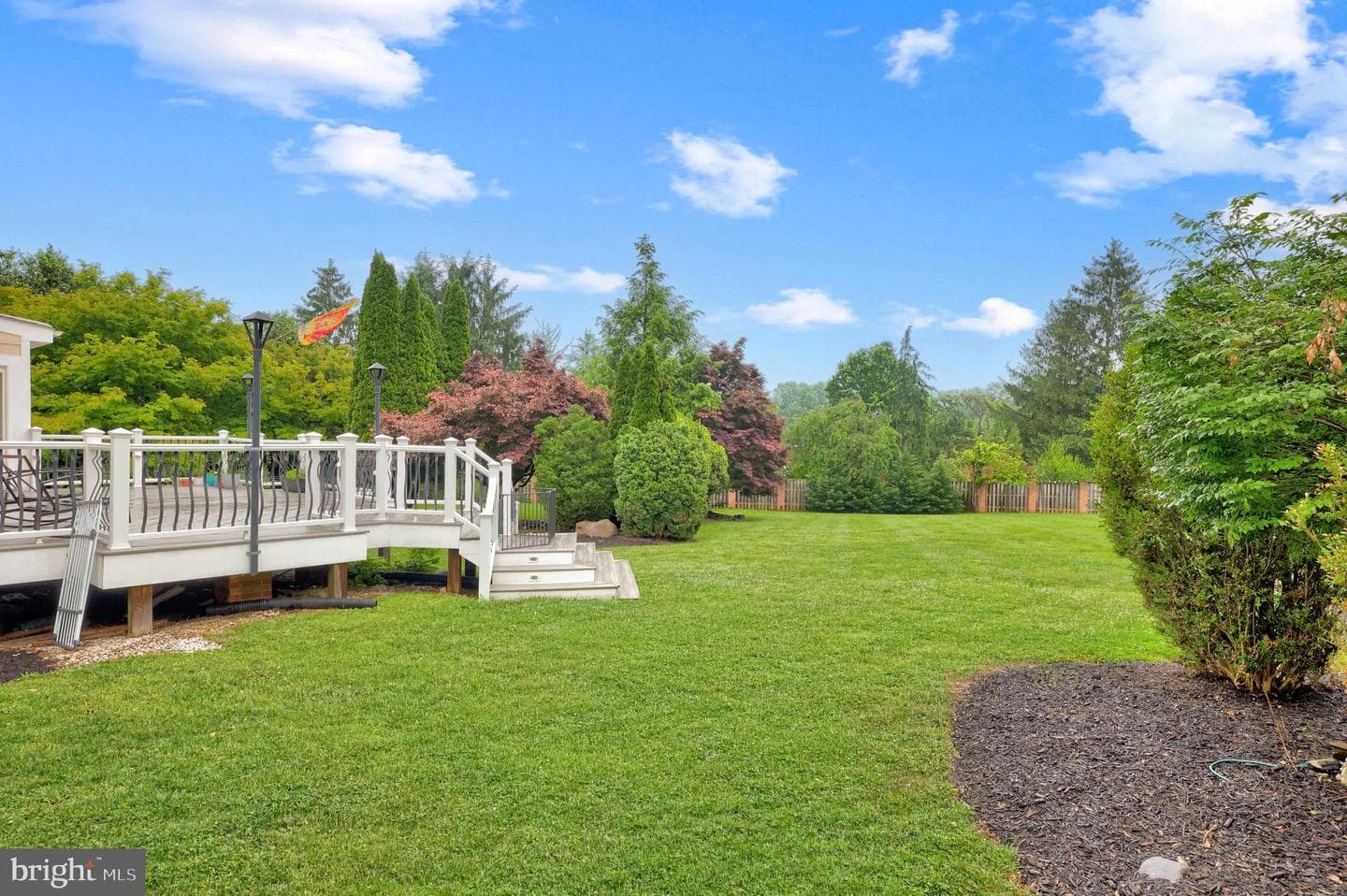 517 Seneca Road photo 5