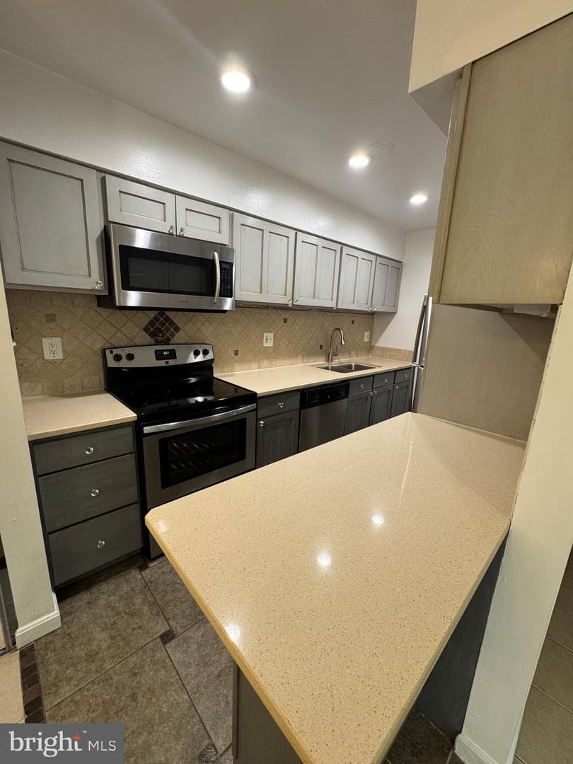8353 Dunham Court #640 photo 3