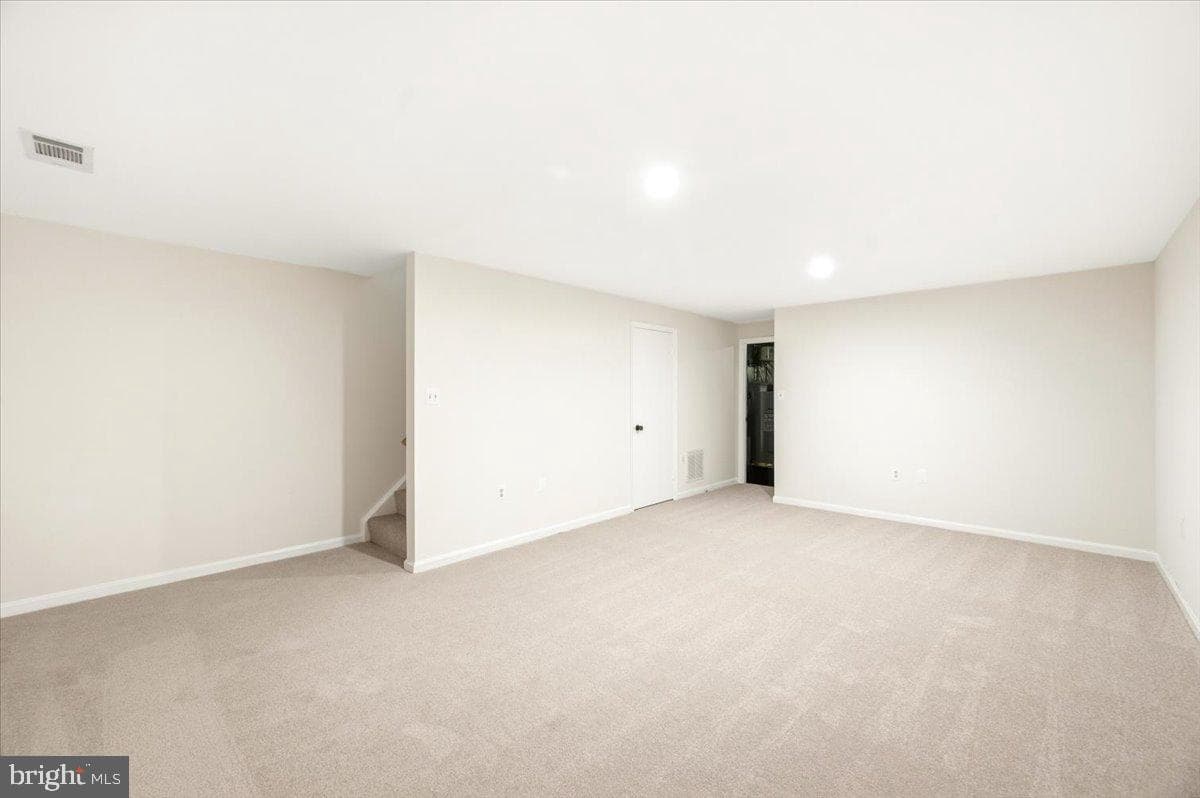 7928 Gambrill Ct photo 23