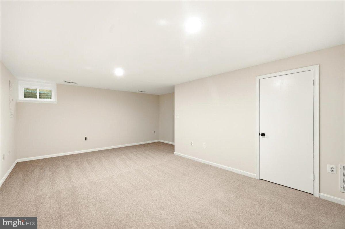 7928 Gambrill Ct photo 24