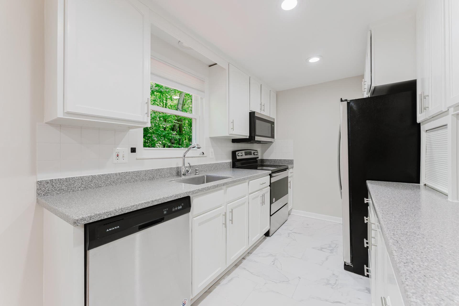 8143 Crystal Creek Court photo 11