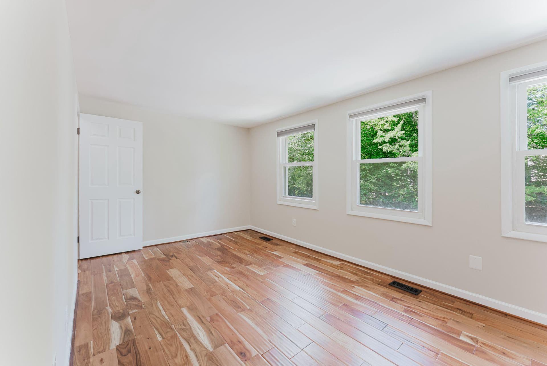 8143 Crystal Creek Court photo 19