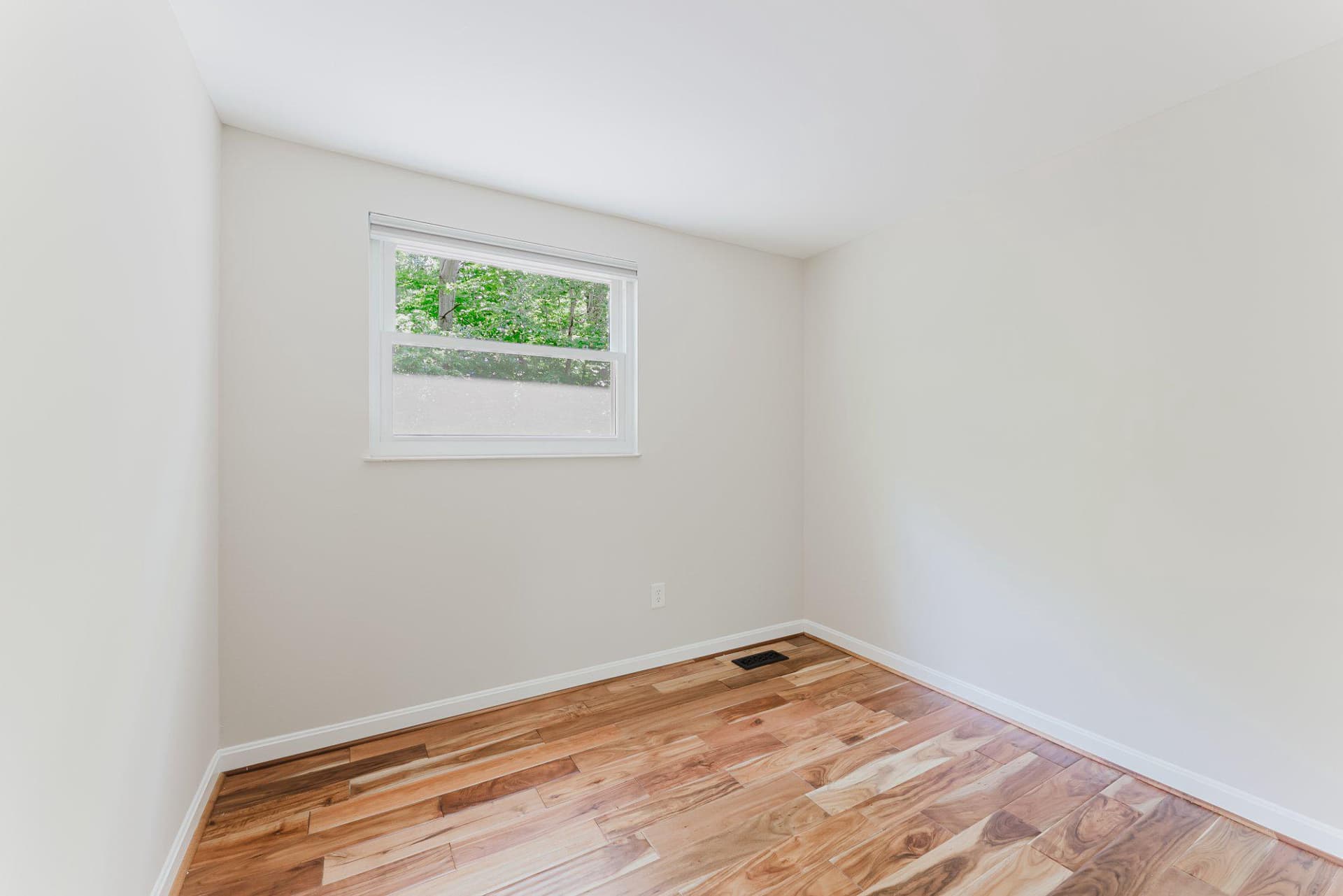 8143 Crystal Creek Court photo 26