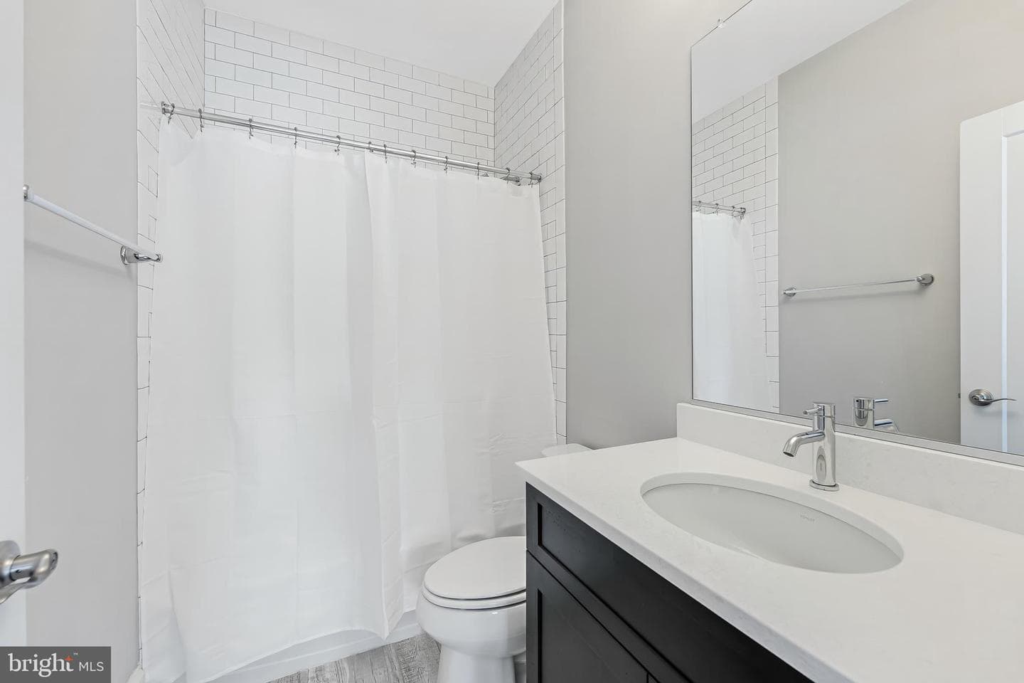 916 Desale Street SW photo 42