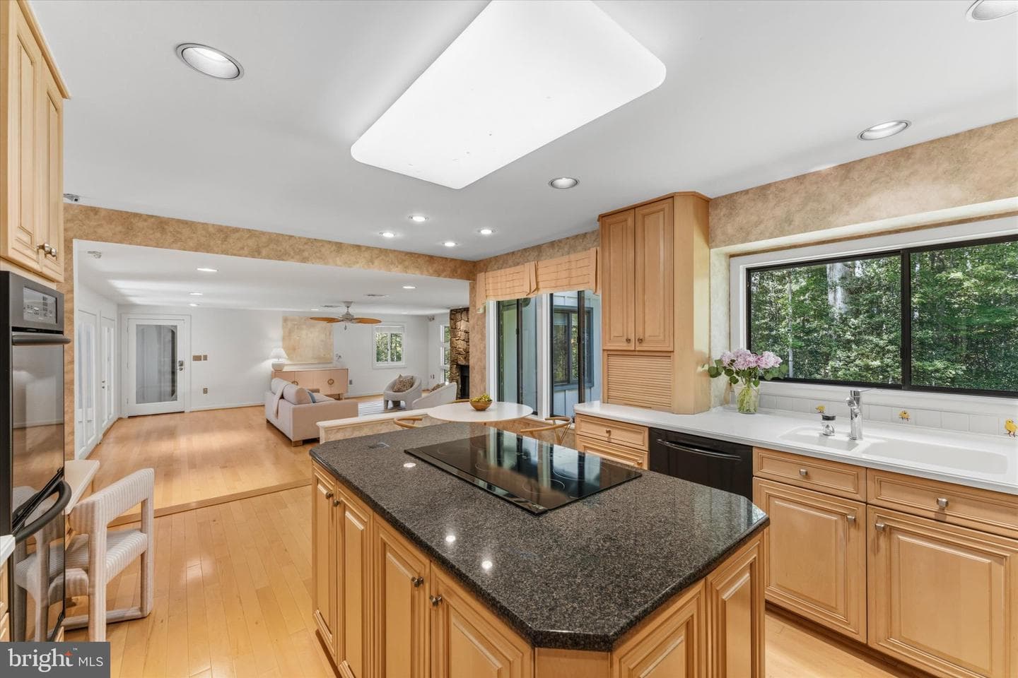 8000 Seven Hills Ct photo 13