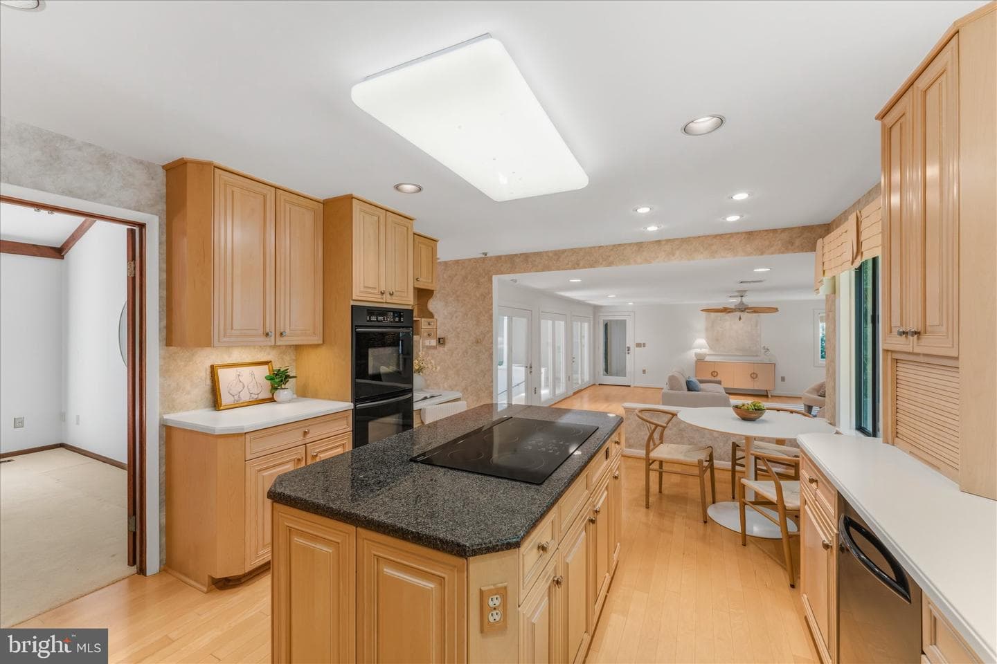 8000 Seven Hills Ct photo 14