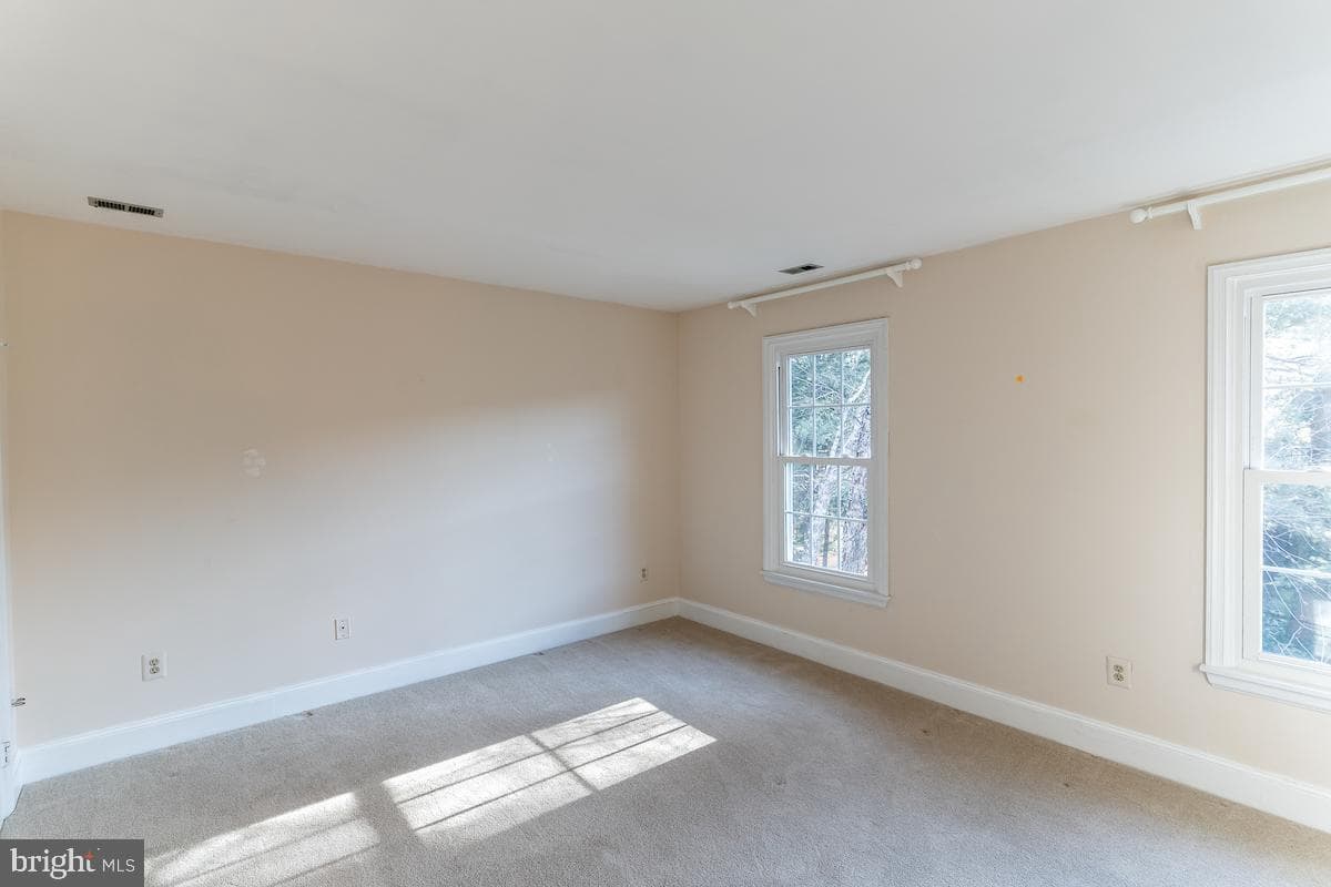 7348 Lewinsville Square Place photo 20