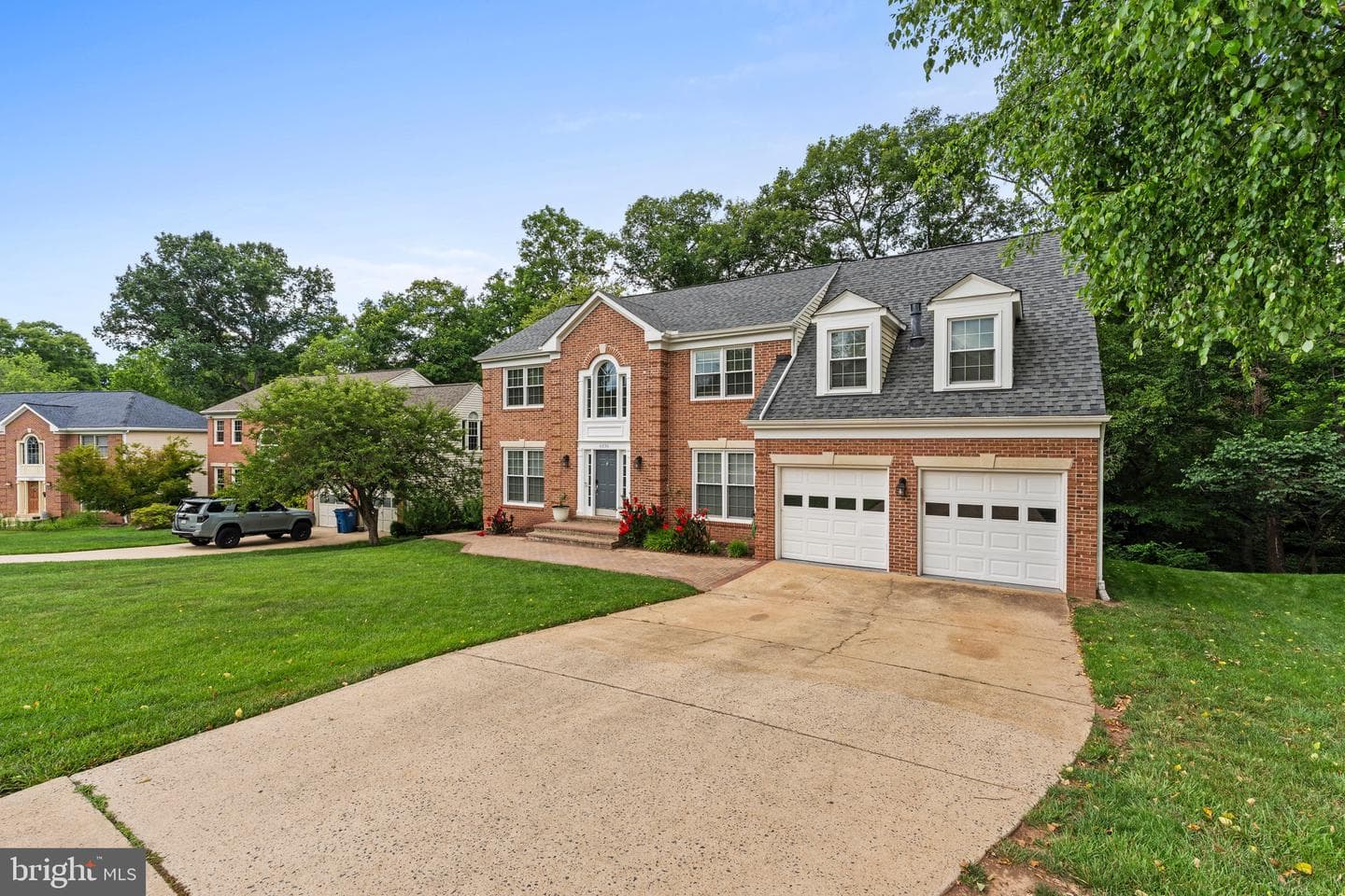 6836 Compton Heights Circle photo 2