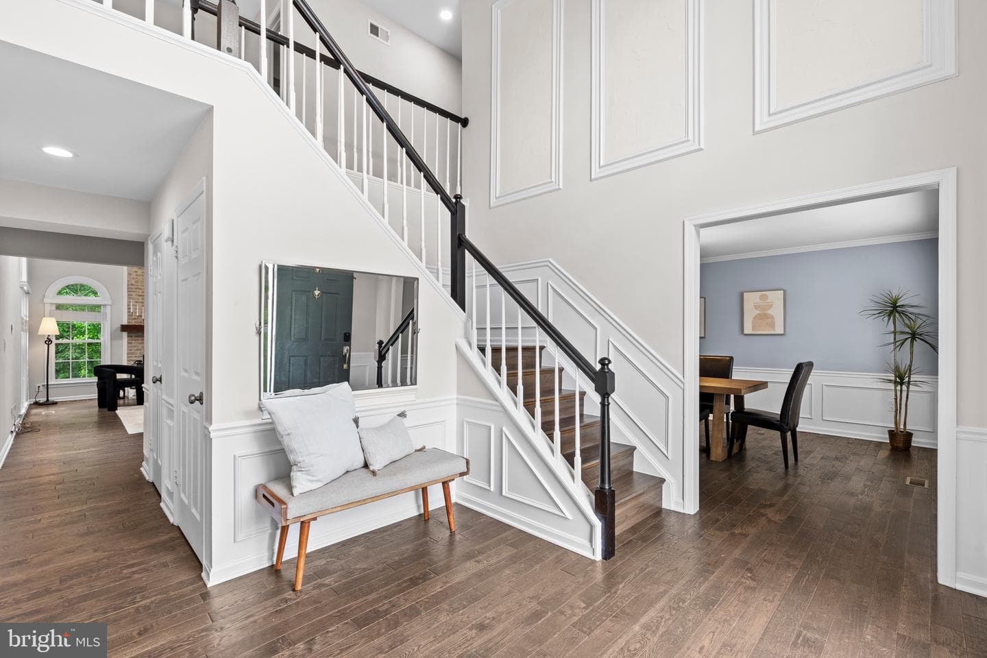 6836 Compton Heights Circle photo 3