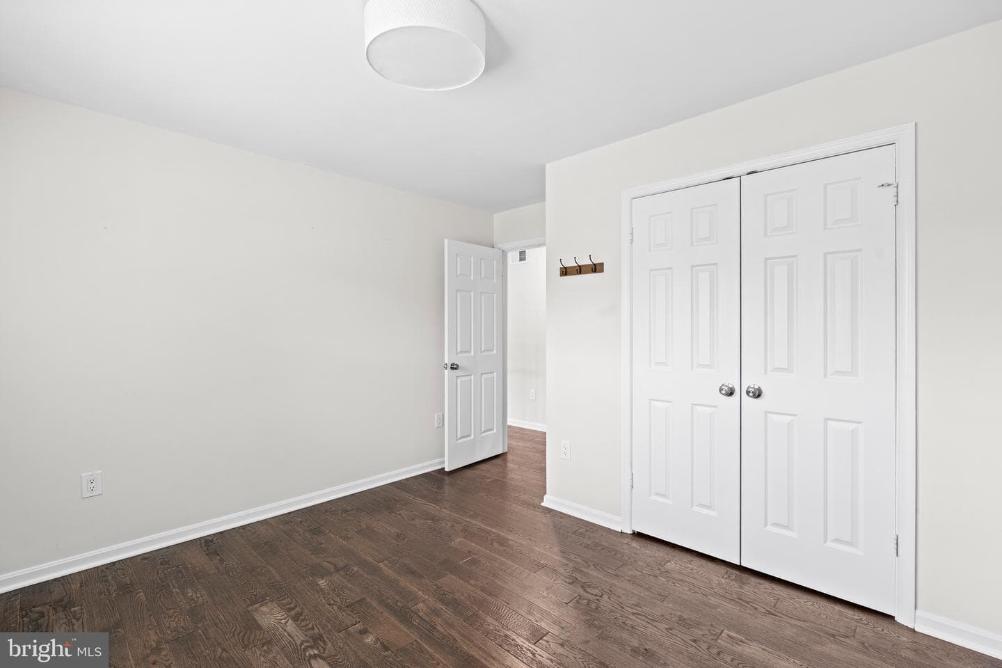 6836 Compton Heights Circle photo 38