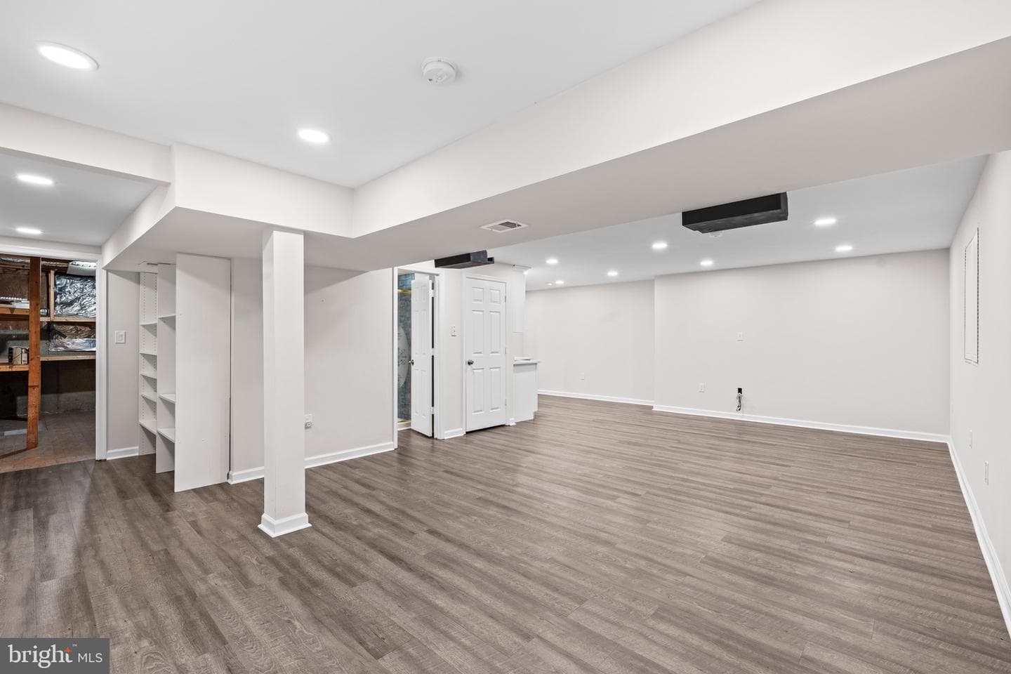 6836 Compton Heights Circle photo 41