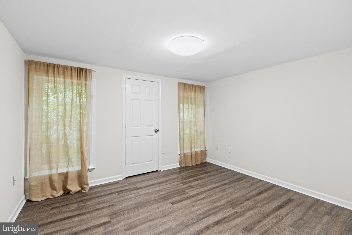 6836 Compton Heights Circle photo 42