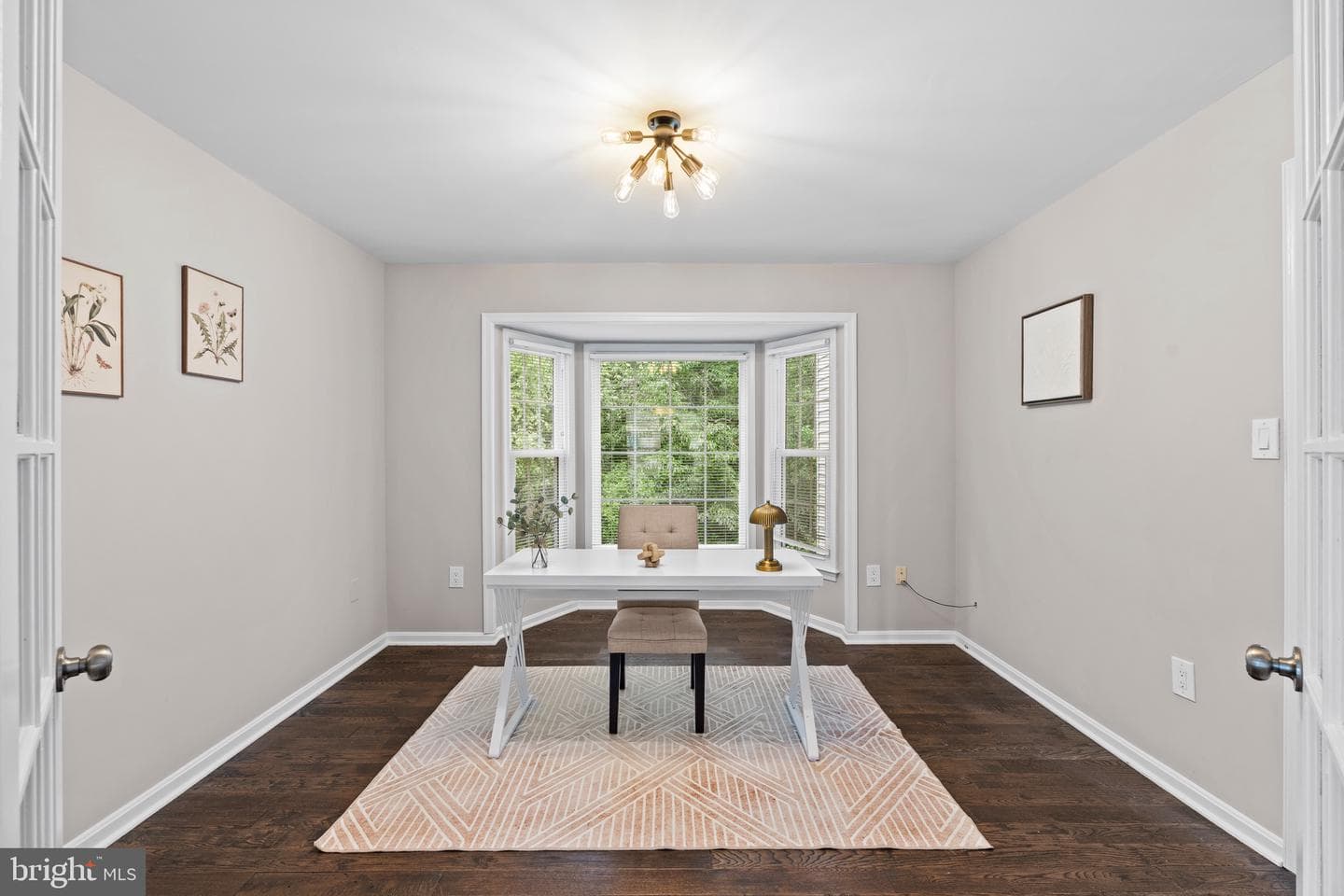 6836 Compton Heights Circle photo 8