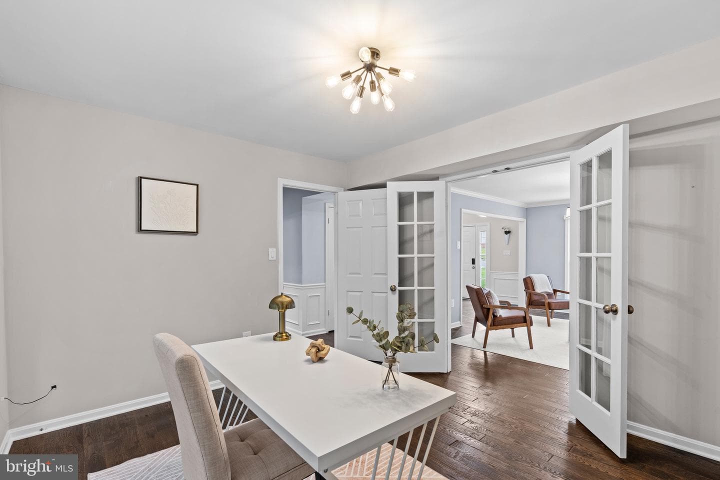 6836 Compton Heights Circle photo 9